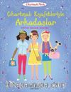 Çıkartmalı Kıyafetleriyle Arkadaşlar