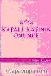 Kapalı Kapının Önünde