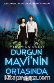 Durgun Mavi'nin Ortasında