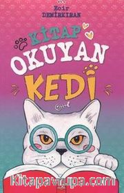 Kitap Okuyan Kedi