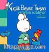 Küçük Beyaz Tavşan Yatağını Islatıyor