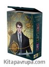 Canavarlar Üçlemesi (3 Kitaplık Karton Kapak Kutulu Set)