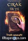 Çırak İlk Yıl / Kara Büyücü Serisi
