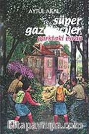 Süper Gazeteciler 2 / Parktaki Esrar