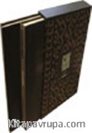 Uzaktaki Yakın Yakındaki Uzak (2 Kitap)
